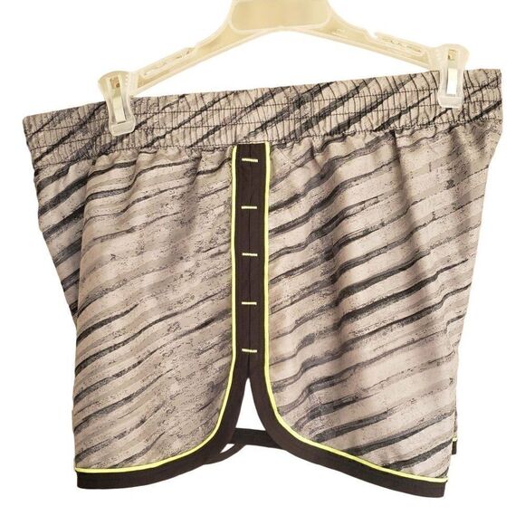 Under Armour Women's UA Shorts L HeatGear Midnight Dash Running Shorts Large - Picture 3 of 7